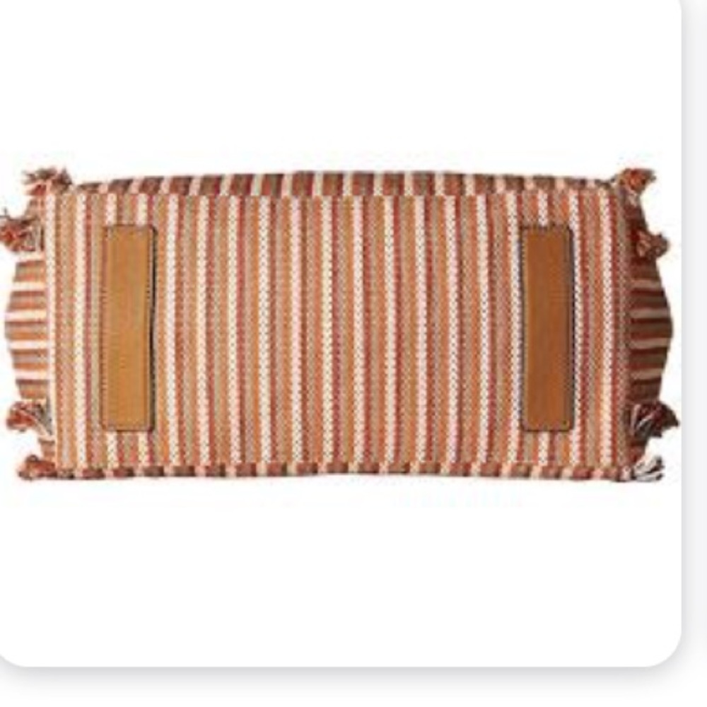 NWT VINCE CAMUTO IONA TOTE - Picture 5 of 7